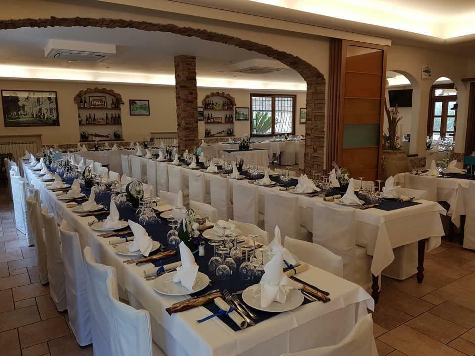 Albergo Ristorante Bergallo Tovo San Giacomo Bagian luar foto